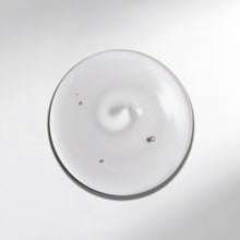 Laden Sie das Bild in den Galerie-Viewer, Wella Ultimate Smooth Shampoo 250ml