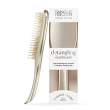 Laden Sie das Bild in den Galerie-Viewer, Tangle Teezer® Ultimate Detangler Chrome – Champagne Gold