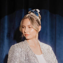 Laden Sie das Bild in den Galerie-Viewer, invisibobble® CLIPSTAR – Eclipse Nightfall