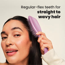 Laden Sie das Bild in den Galerie-Viewer, Tangle Teezer® Ultimate Detangler Chrome – Mauve Copper