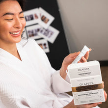 Laden Sie das Bild in den Galerie-Viewer, OLAPLEX Discovery Kit