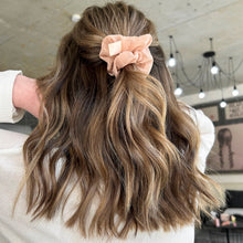 Laden Sie das Bild in den Galerie-Viewer, invisibobble® SPRUNCHIE – Recycling Rocks