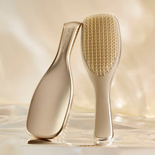 Laden Sie das Bild in den Galerie-Viewer, Tangle Teezer® Ultimate Detangler Chrome – Champagne Gold
