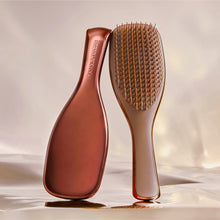 Laden Sie das Bild in den Galerie-Viewer, Tangle Teezer® Ultimate Detangler Chrome – Chocolate Bronze
