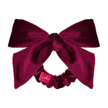Laden Sie das Bild in den Galerie-Viewer, invisibobble® SPRUNCHIE – Eclipse Velvet Grace

