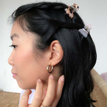 Laden Sie das Bild in den Galerie-Viewer, invisibobble® CLIPSTAR – Petit Four
